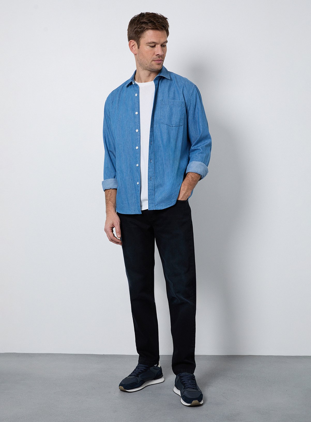 BURTON Blue Black Dark Wash Stretch Slim Fit Jean 32R - Image 2 thumbnail